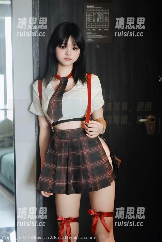 秀人网-徐莉芝Botty 秀人网 - 徐莉芝Botty的居家写真,原图中的小细节简直是生活的真实写照,咋就那么吸引人呢?