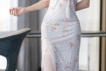 秀人网 – 李可儿女仆写真，没圣光但却照样让人欲罢不能。