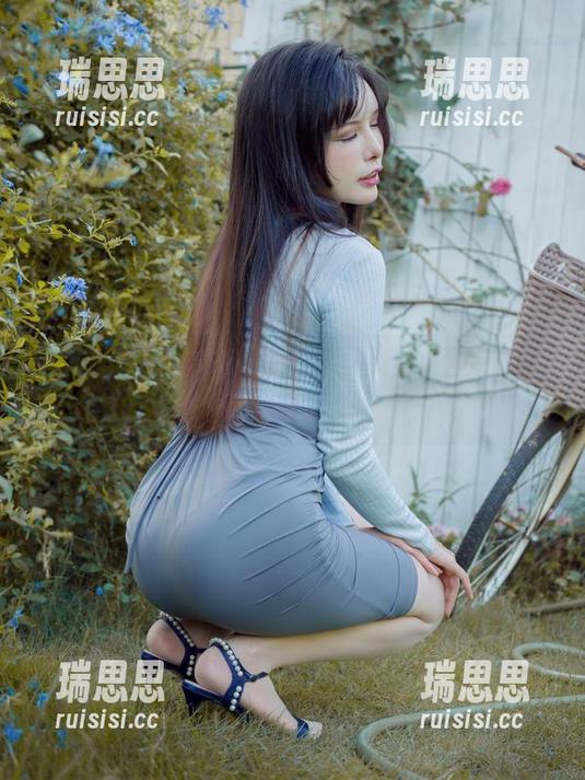 “秋和柯基”的女神另类福利：看完真想多看两眼