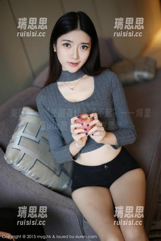 美媛馆 - “长腿有什么了不起”——绮里嘉ula图集分享引发思考
