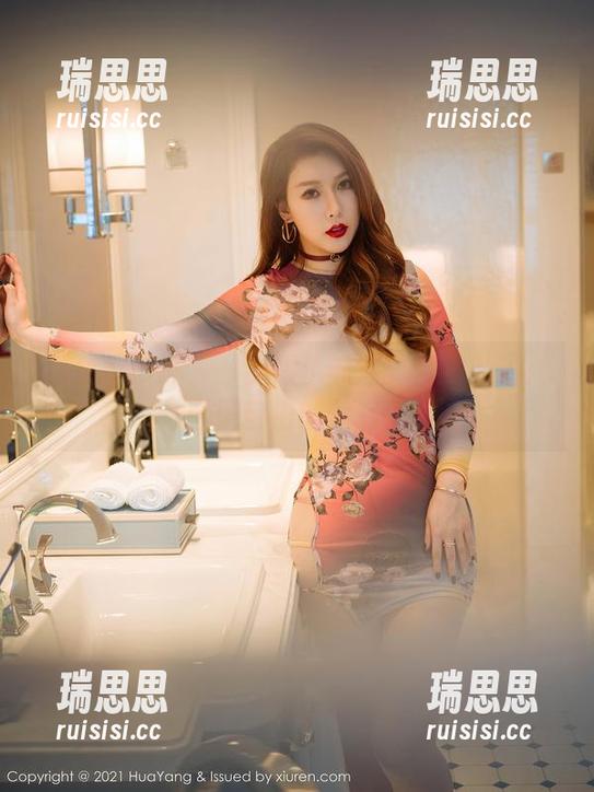 花漾show-孙梦瑶V 花漾show - 孙梦瑶V与她的裸足私拍:简直是自由的代名词!