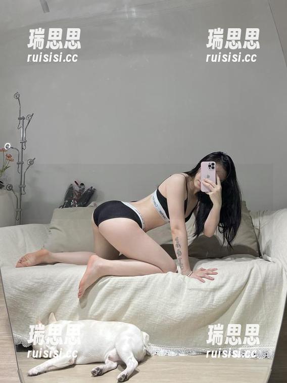 铁锤姐姐 微密圈 - 图册探秘:铁锤姐姐带你领略运动内衣的无限可能,刺激你的视觉神经!
