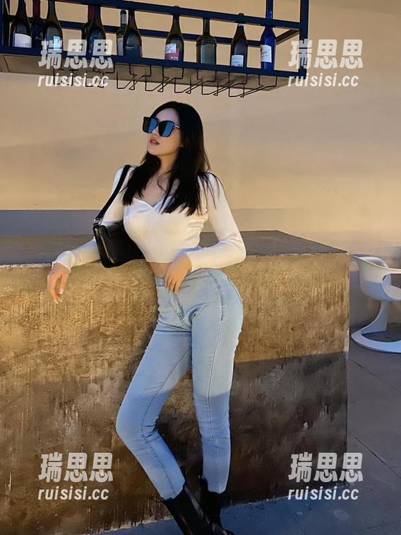 微密圈 - 你没有看错！这是陈佩奇的高清写真，花嫁也自愧不如！
