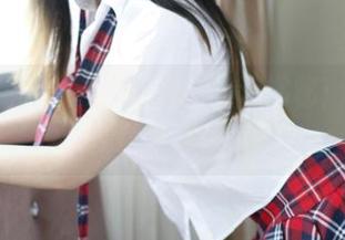 青豆客 – 谭晓彤私拍资源大揭秘：被双马尾迷住的瞬间