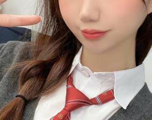 原图里的魔物喵nigisa教官：她真的是不按常理出牌的怪咖！