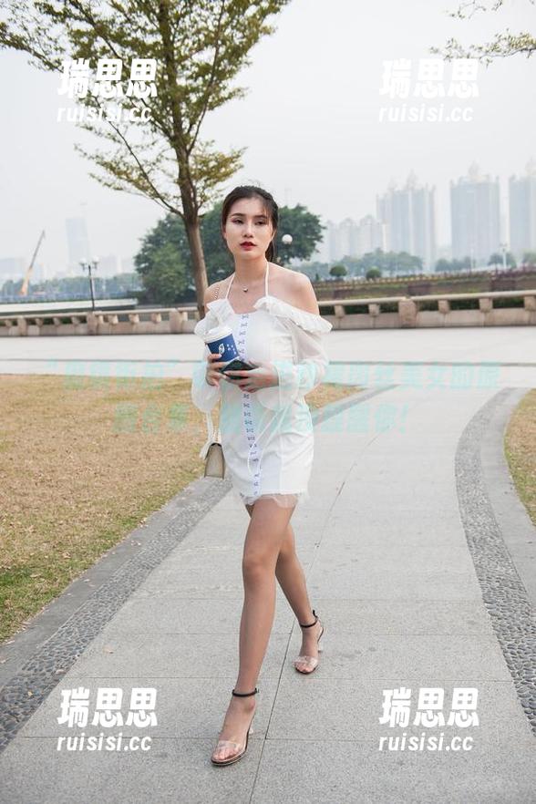魔镜街拍 “魔镜街拍”带你走进纱裙肉丝美女的原图合集,别说我没提醒你!