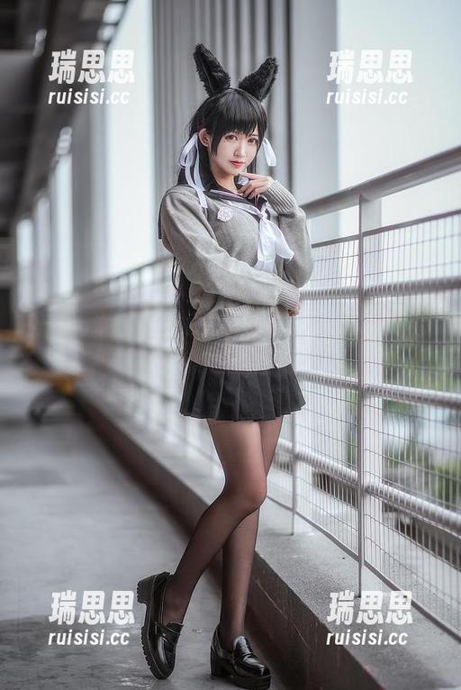 忘掉任何美图，直接来看看鳗鱼霏儿的兽耳黑丝原图吧